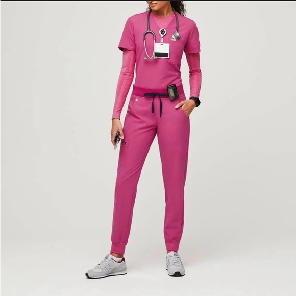 FIGS Small petite pink zamora joggers - Picture 1 of 1